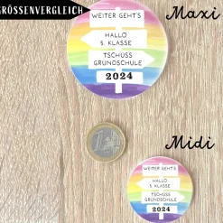 Button „Tschüss Grundschule 2026 – Hallo 5. Klasse“ | Regenbogen-Design | 38mm & 59mm | Geschenk Schulwechsel & Abschied