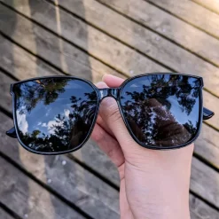 Cat Eye Sonnenbrille - Personalisierte Sommer Geschenke für Frauen - Schwarze Brille mit Polarisation und opt. Sehstärke