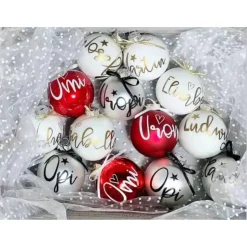 Christbaumkugeln / Weihnachtskugeln 8 cm personalisiert - mit Stern, Herz oder Pfotenherz über dem Namen