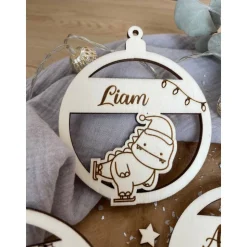 Christbaumkugeln personalisiert mit Namen / Weihnachtskugeln aus Holz / Weihnachtsgeschenk / Weihnachtsbaumschmuck