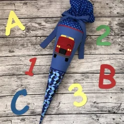 coole Schultüte / Zuckertüte Feuerwehr blau Tatütata Feuerwehrauto