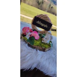 Deko auf Baumscheibe m Engel 