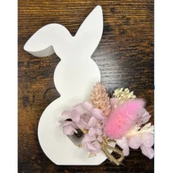 Deko Hase aus Gießkeramik mit Trockenblumen – Osterdeko in 6 Modellen