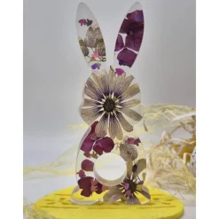 Deko Hase mit echten Blüten Lila