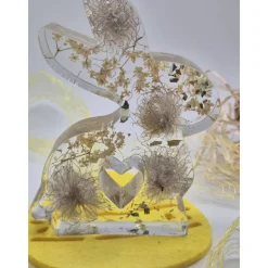 Deko Hase mit echten Blumen Natur