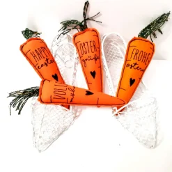 Deko Karotte aus Stoff, bestickt, Ostermöhre, eine Möhre