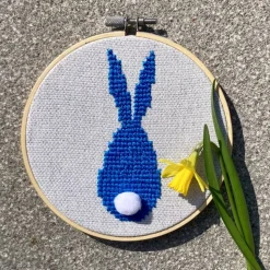 Deko Stickrahmen Hase blau