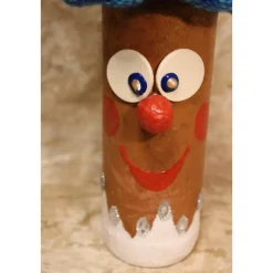 Dekofigur BOMMELWICHTEL Weihnachtswichtel witzige Upcyclingfigur aus Glasflasche m. handgestricktem Mützchen