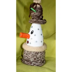 Dekofigur MURPHY Wichtel Upcycling Flasche Flaschenkunst Dekoration Collage Nikolausgeschenk Weihnachtsdeko Geldgeschenk