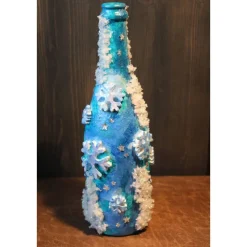 Dekoflasche GLITZERNDE KRISTALLE Upcycling bemalte Glasflasche Geschenk Winterdeko Wohndeko