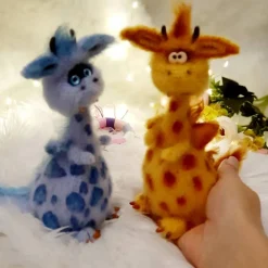 Design Drache gehäkelt,  Drache Spielzeug, Dekoration Wohnen Drache, Drache Goscha uns Antoscha Dekor Wohnidee