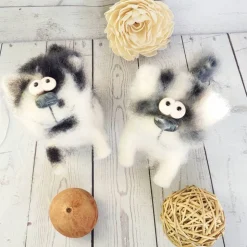 Design Katze Dekofigur in verschiedenen Farben,  Katze gehäkelt und ausgemalt per Hand