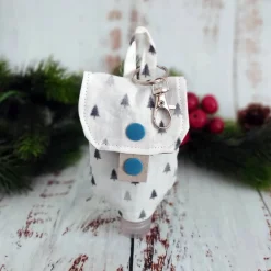 Desinfektionsmittel Anhänger / Handgeltasche mit Karabiner TANNENBÄUME - Eine Tasche für 2 Flaschengrößen | RÄUBERKIND