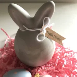 Dicke Osterhasen aus Beton, grau, Ei mit Ohren, Knickohrhase ca. 11 cm