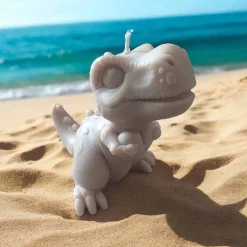 Die Dekorkerze Dino mit Herz / Dinosaurier Rex  - als Dekoration - für liebe Gäste - zum verschenken - Baby Geschenk -