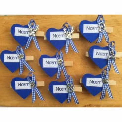 Dirndl-Anstecker Herz Wollfilz – Personalisiertes Wiesn-Glubberl & Trachtenbrosche mit Wunschbeschriftung