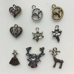 Dirndl-Anstecker Herz Wollfilz – Personalisiertes Wiesn-Glubberl & Trachtenbrosche mit Wunschbeschriftung