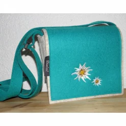 Dirndltasche, Unikat, aus Wollfilz in hellmeliert und türkis, bestickt mit Edelweiß, Umhängetasche, Oktoberfest, handgemacht von Dieda