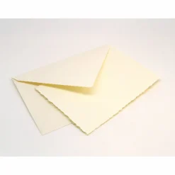 DIY personalisierte Karte zur Einschulung mit Wimpelkette und Namen Geschenk Transparentpapier und Büttenkarte mit Umsch