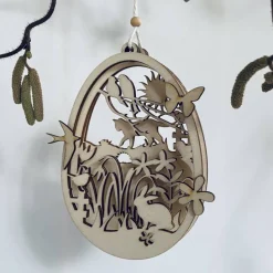 Dreilagiges Ei zum Aufhängen, plastische Frühlingsdeko in Eiform