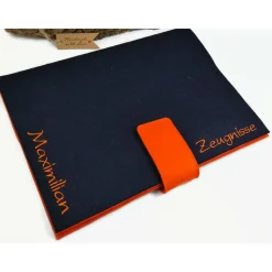 dunkelblaue Zeugnismappe mit eingesticktem Namen, Filz, Dokumentenmappe A4, Geschenke zur Einschulung