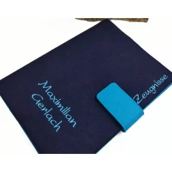 dunkelblaue Zeugnismappe mit eingesticktem Namen, Filz, Dokumentenmappe A4, Geschenke zur Einschulung