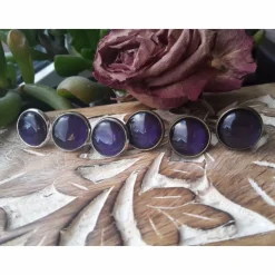 dunkles lila Ohrringe u Ringe Cabochonschmuck verschiedene Fassungen handbemalt