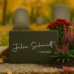 Eckige Schiefertafel als Gedenkstein oder Grabstein | wetterfest und handgemacht | Gravur von Namen und Datum