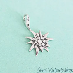 Edelweiss Charm/Anhänger aus Sterlingsilber in zwei Größen