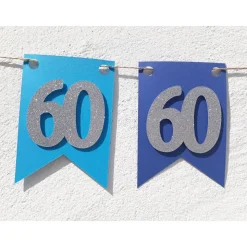 Edle Girlande zum 60. Geburtstag in Blau und Silber. Hochwertige Wimpelkette als Dekoration zum Geburtstag. Handgefertig