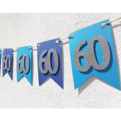 Edle Girlande zum 60. Geburtstag in Blau und Silber. Hochwertige Wimpelkette als Dekoration zum Geburtstag. Handgefertig
