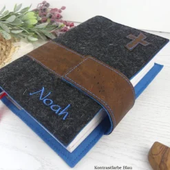 Edle Gotteslobhülle & Bibelhülle aus Filz mit Korkleder – Personalisierte Geschenkidee zur Kommunion, Konfirmation & Firmung