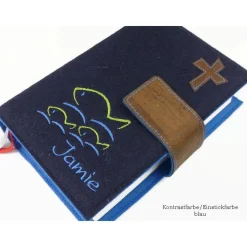 Edle Gotteslobhülle aus dunkelblauem Filz – personalisierte Bibelhülle zur Erstkommunion & Konfirmation