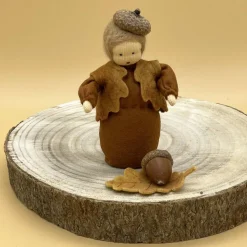 Eicheljunge - Jahreszeitentisch - Blumenkind - Herbst