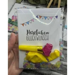 Eine Kleinigkeit zum Geburtstag | Geschenk To Go | Tröte | Karte | Luftballon | Happy Birthday