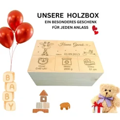 Eine personalisierte Baby-Erinnerungskiste mit einem niedlichen Giraffenmotiv – das perfekte Holzgeschenk zur Geburt.