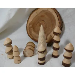 Eine sehr schöne kleine Baumgruppe auf einer Zwetschgenscheibe