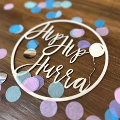 Einleger "Hip Hip Hurra" aus Holz – Fröhliches Zubehör für deinen Geburtstagskranz