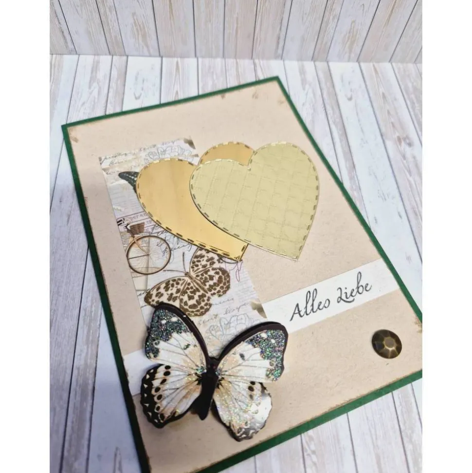 Elegante Geburtstagskarte Schmetterling Weiß Gold Herzen – Handgemacht mit Umschlag