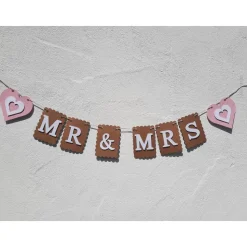 Elegante Girlandexzur Hochzeit Mr & Mrs in Beige, Rosa und Weiß