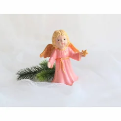 Engel mit Stern im rosa Kleid