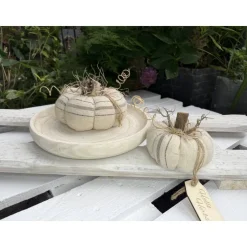 2er Set Kürbisse aus Baumwolle in Beige – Handgemachte Herbstdeko Landhausstil