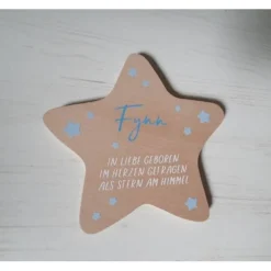 Erinnerung an ein Sternenkind, Geschenk für Sterneneltern, individuelle gestaltetes Trauergeschenk, Naturholz Stern