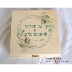 Erinnerungsbox aus Holz Hochzeit Salbei rund