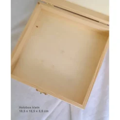 Erinnerungsbox aus Holz Hochzeit Design Eukalyptus links