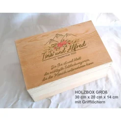 Erinnerungsbox aus Holz Hochzeit Bergliebe