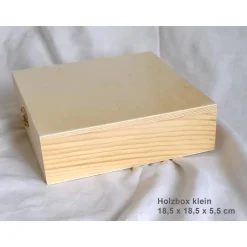 Erinnerungsbox aus Holz im Design Pfeil