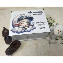 Erinnerungsbox für Baby, Erinnerungskiste, personalisierte Erinnerungskiste, Baby Geschenk personalisiert Schaaf