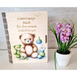 Erinnerungsbuch „Für den neuen Erdenbürger“ – Personalisiertes Geschenk zur Geburt