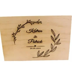 Erinnerungskiste Hochzeit Personalisiert - Hochzeitsgeschenk - Erinnerungskiste -Holzkiste -Holzbox-Blumenkranz